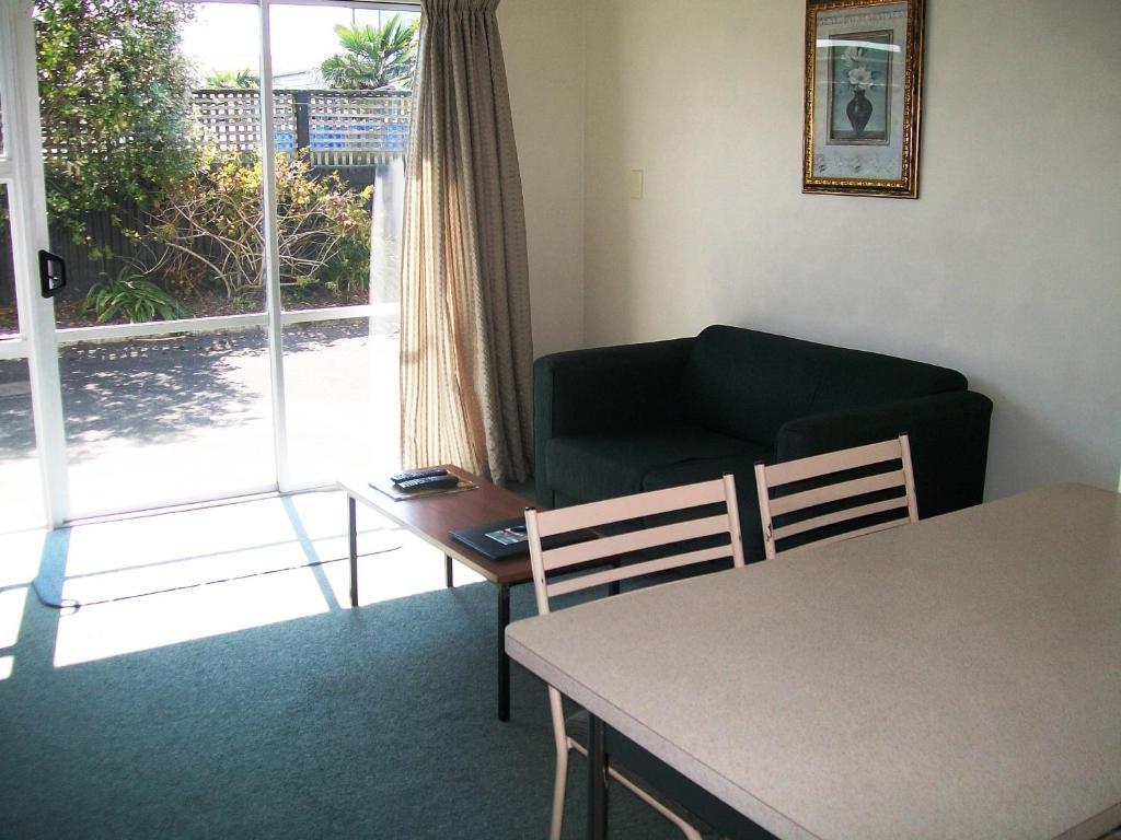Cedar Court Motel Napier Εξωτερικό φωτογραφία