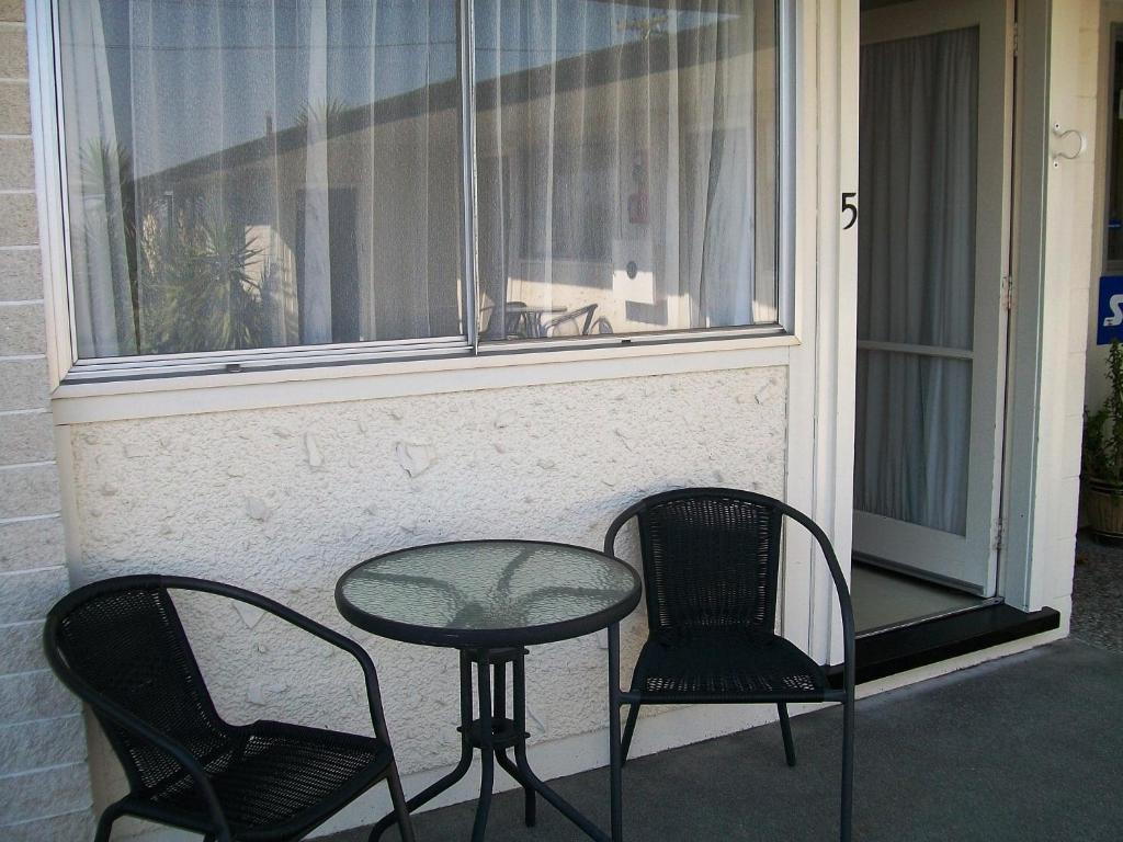 Cedar Court Motel Napier Εξωτερικό φωτογραφία