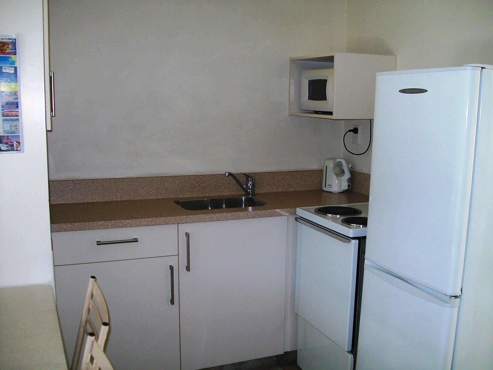 Cedar Court Motel Napier Εξωτερικό φωτογραφία